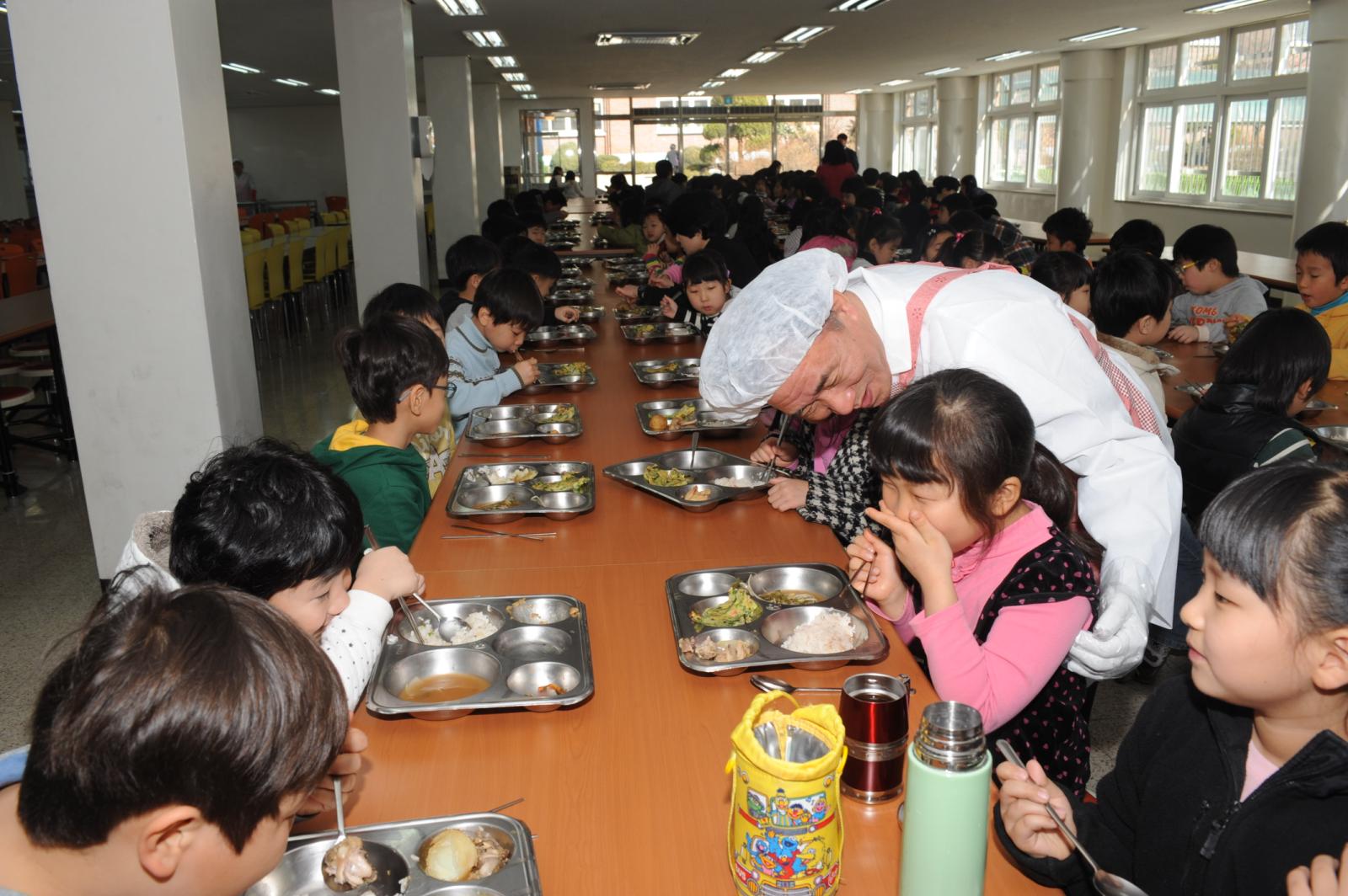 선학초등학교 급식봉사의 2번째 이미지
