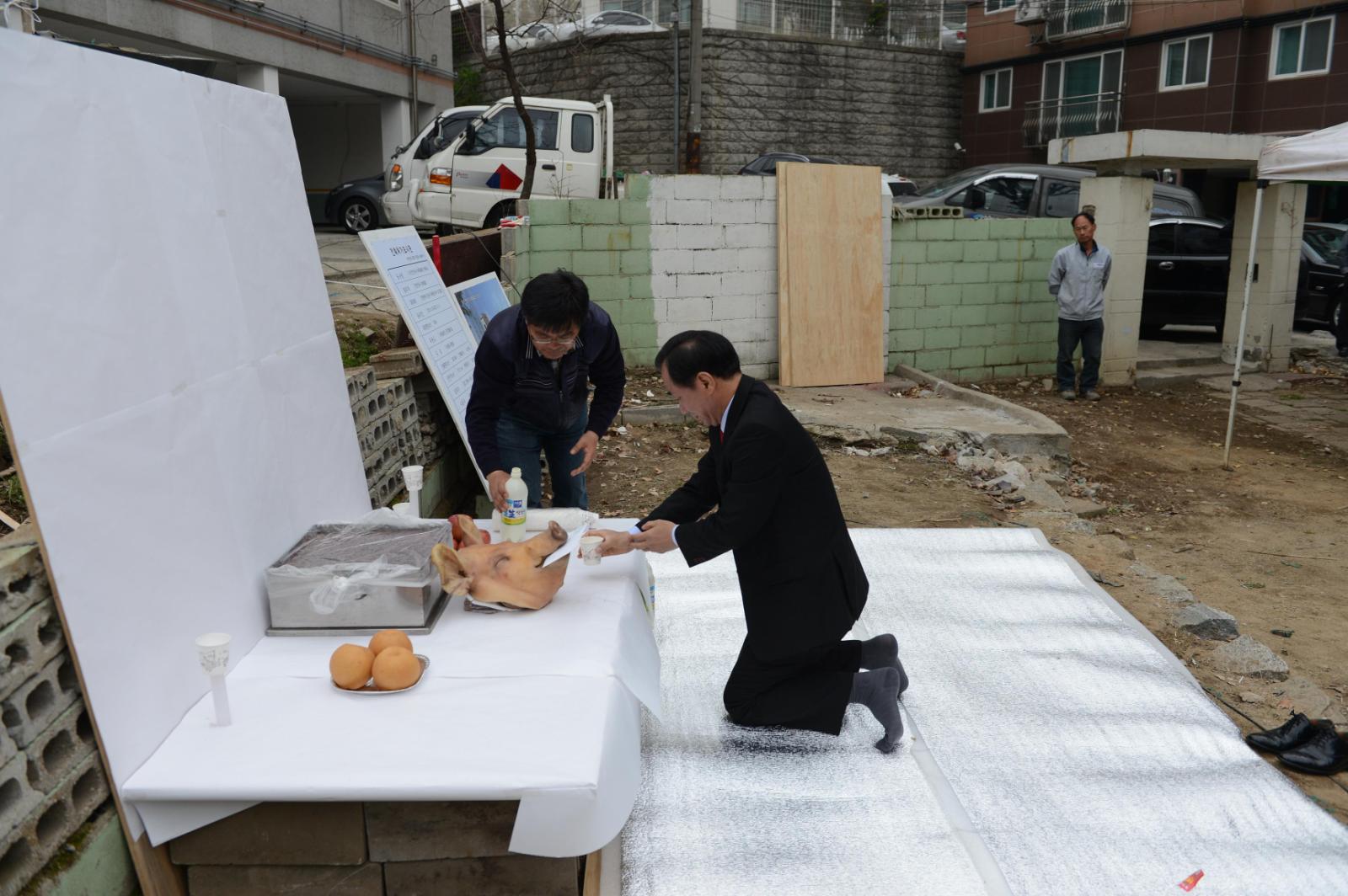 연수구 새마을회관 신축공사 안전기원제의 2번째 이미지