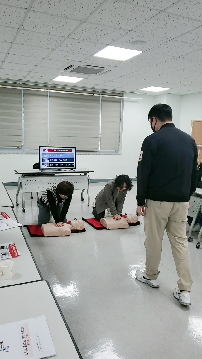 송도3동 새마을부녀회, ‘심폐소생술(CPR) 교육’ 실시