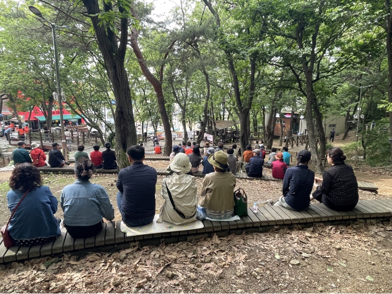 옥련1동, ‘청룡공원 작은 음악회’ 열어